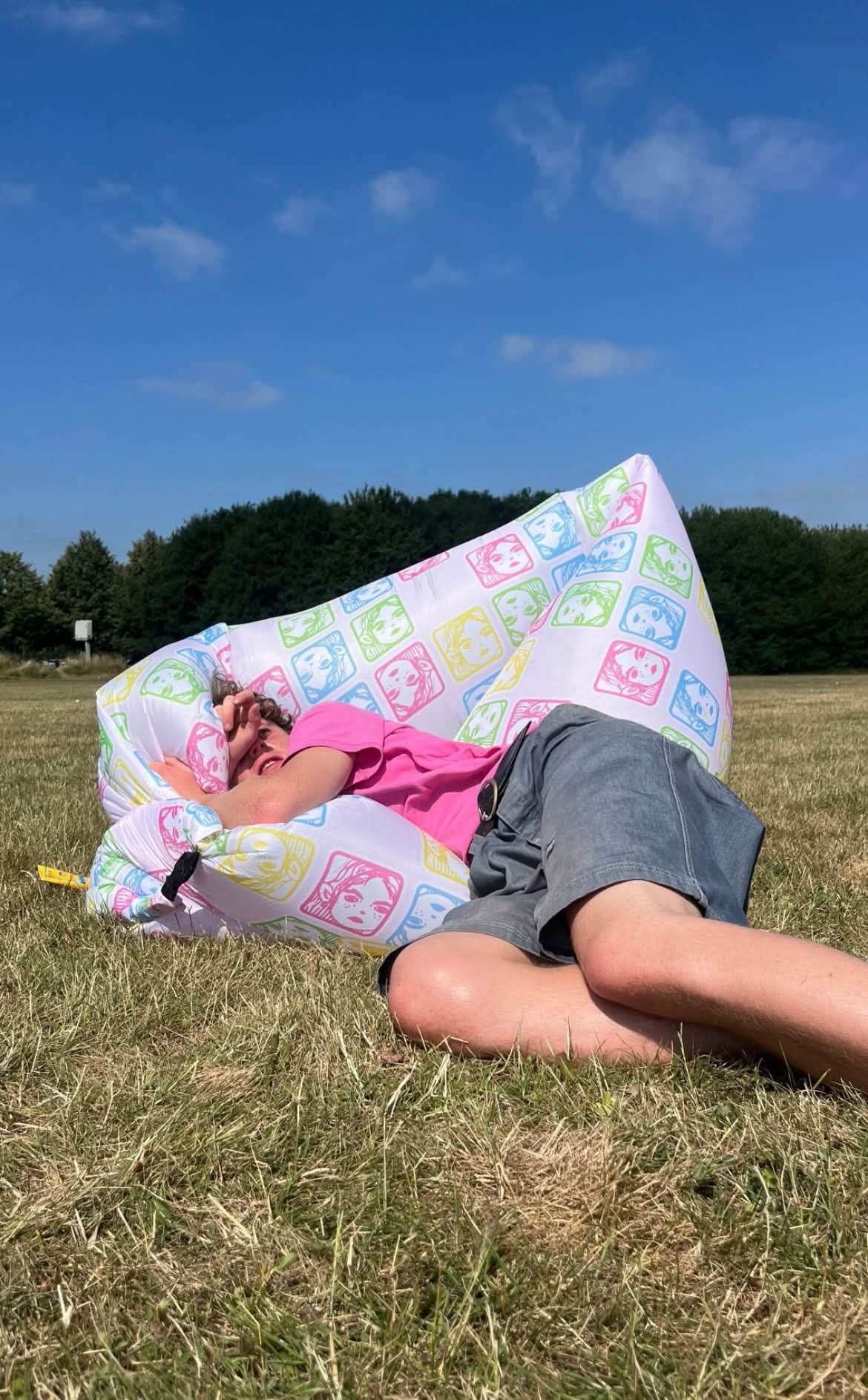 packable air lounger